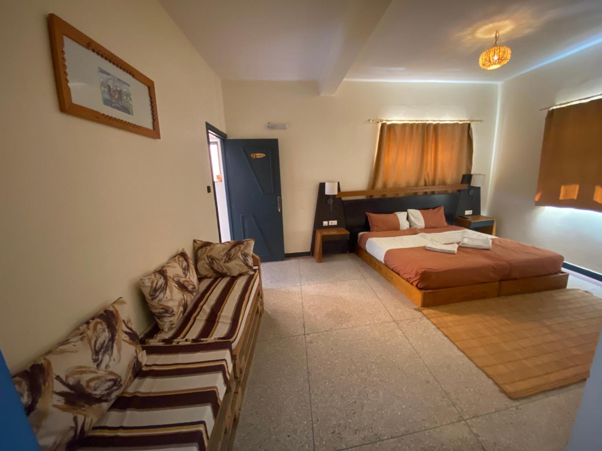 Adventurekeys Surf Yoga Cowork Bed and Breakfast Taghazout Eksteriør billede