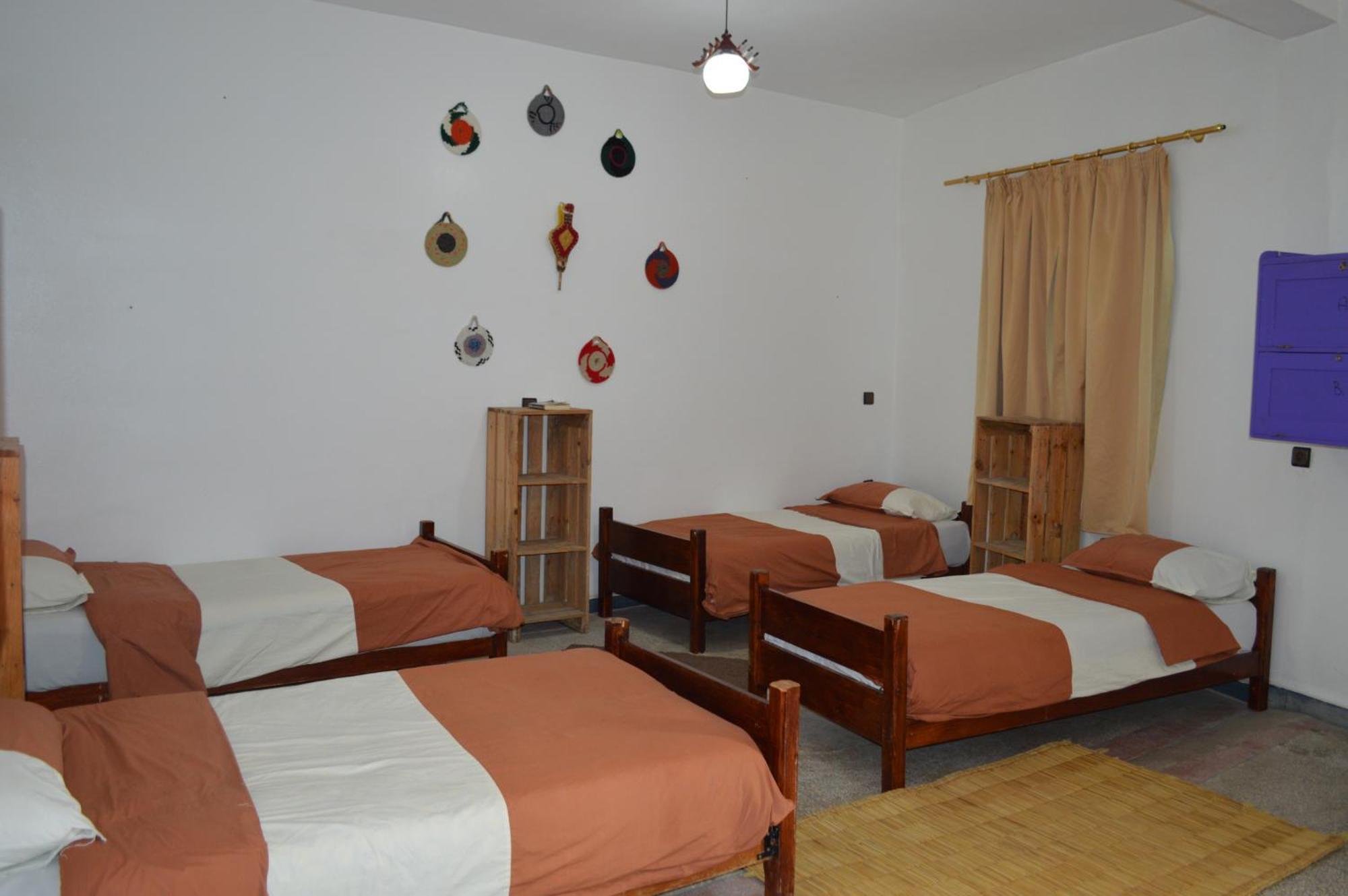 Adventurekeys Surf Yoga Cowork Bed and Breakfast Taghazout Eksteriør billede