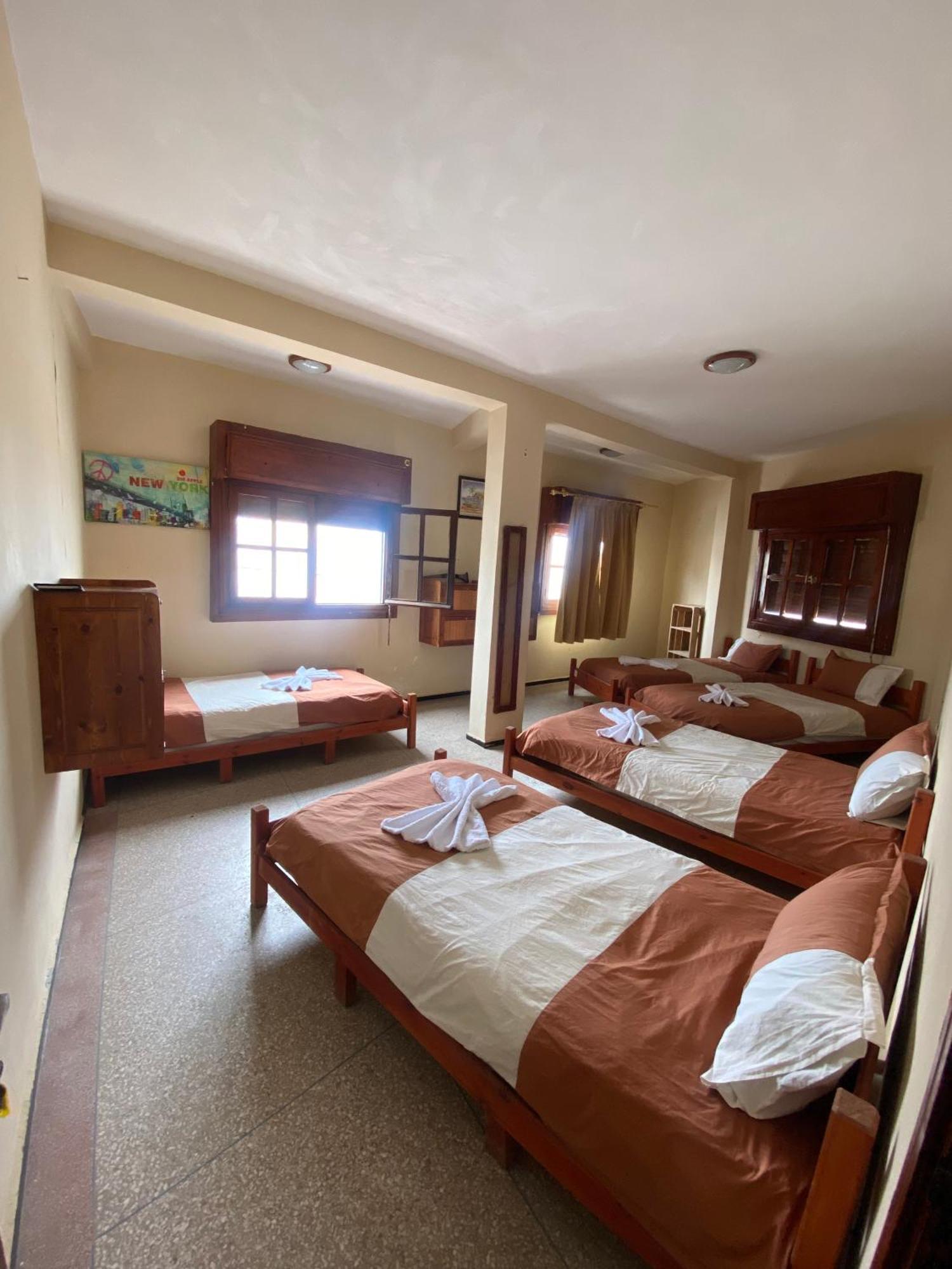 Adventurekeys Surf Yoga Cowork Bed and Breakfast Taghazout Eksteriør billede