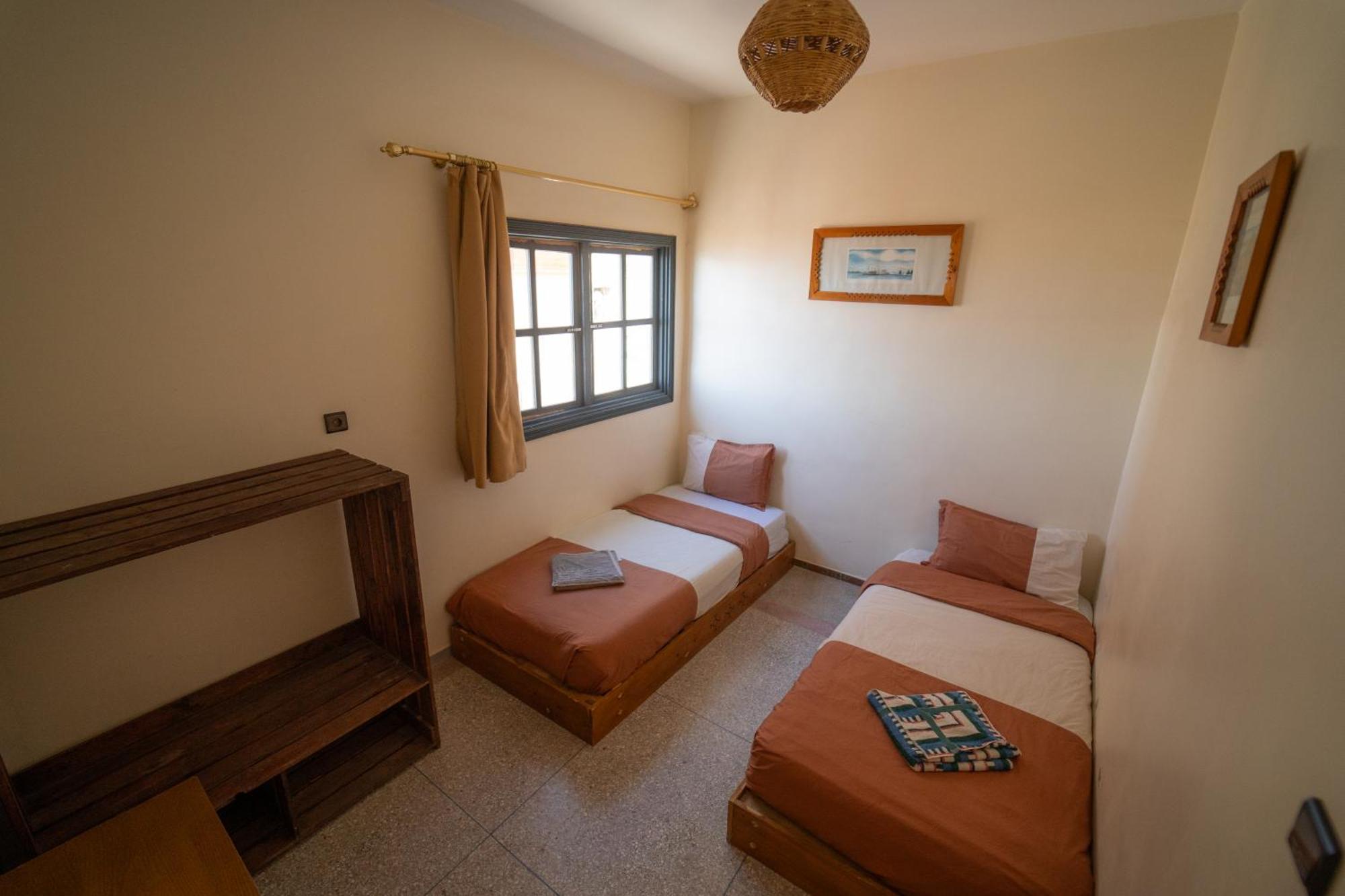 Adventurekeys Surf Yoga Cowork Bed and Breakfast Taghazout Eksteriør billede