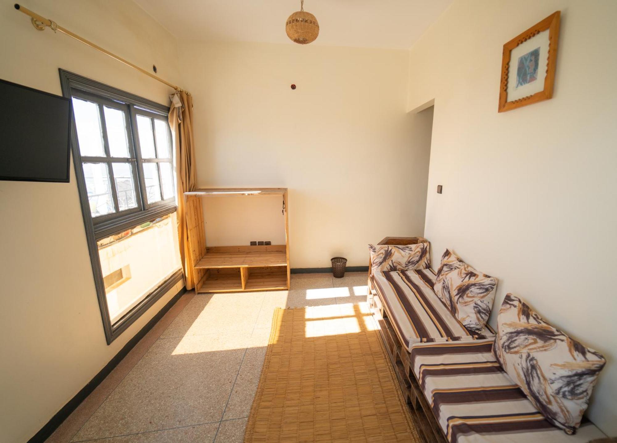 Adventurekeys Surf Yoga Cowork Bed and Breakfast Taghazout Eksteriør billede