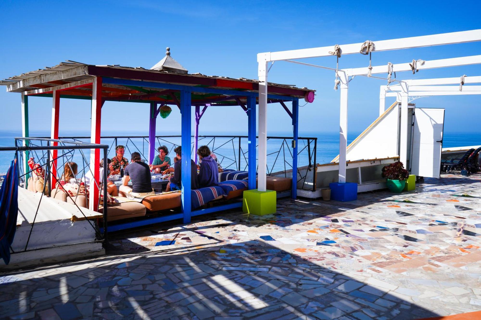 Adventurekeys Surf Yoga Cowork Bed and Breakfast Taghazout Eksteriør billede