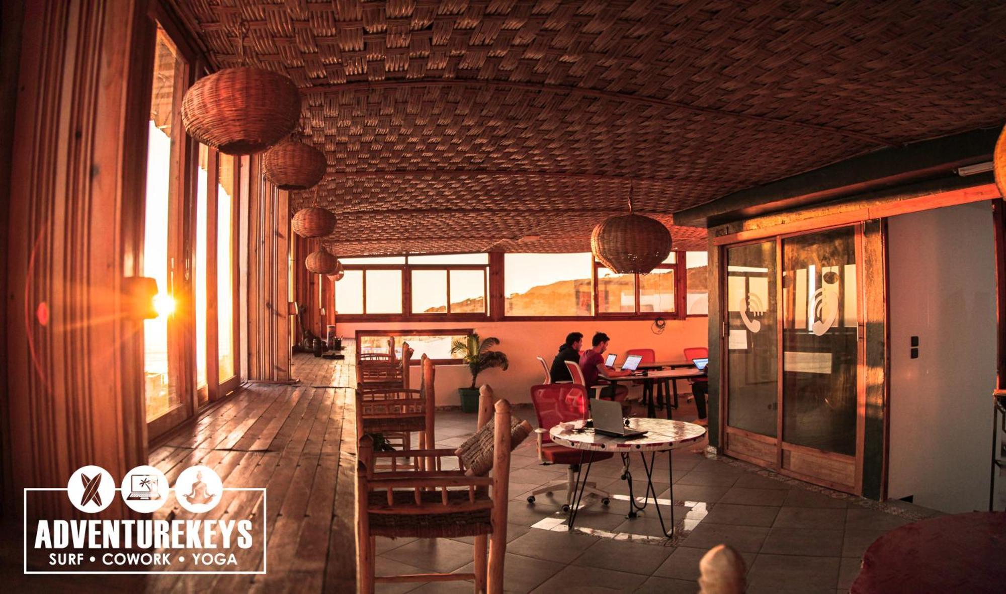 Adventurekeys Surf Yoga Cowork Bed and Breakfast Taghazout Eksteriør billede